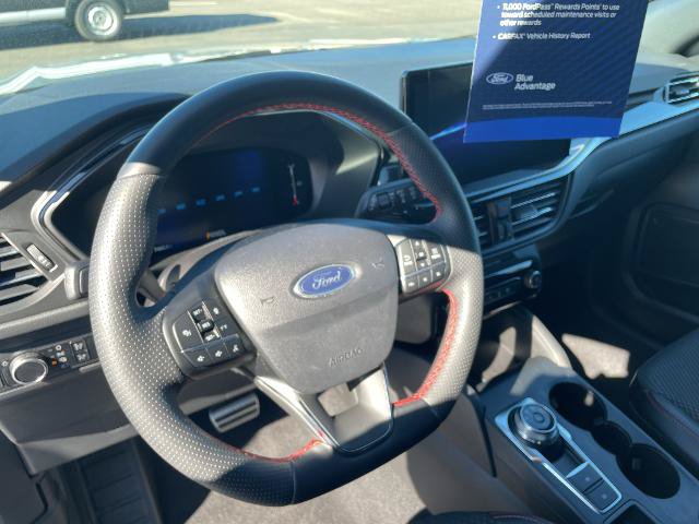 Certified 2024 Ford Escape ST-Line w/ Tech Pack #1 FWD image 9