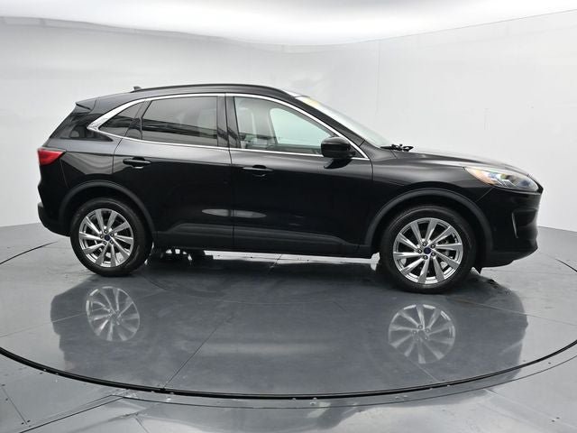 Certified 2022 Ford Escape Titanium w/ Titanium Elite Package AWD/4WD image 12