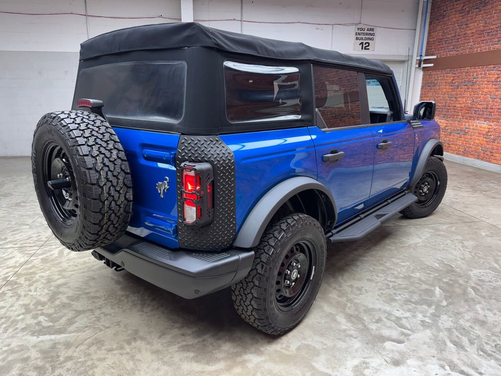 Certified 2022 Ford Bronco Black Diamond AWD/4WD image 4