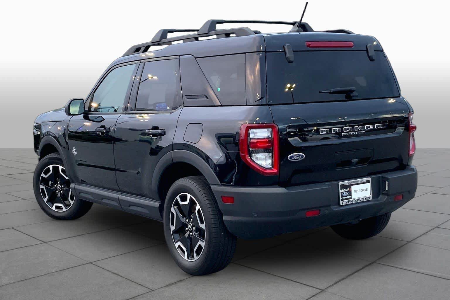 Certified 2023 Ford Bronco Sport Outer Banks AWD/4WD image 11