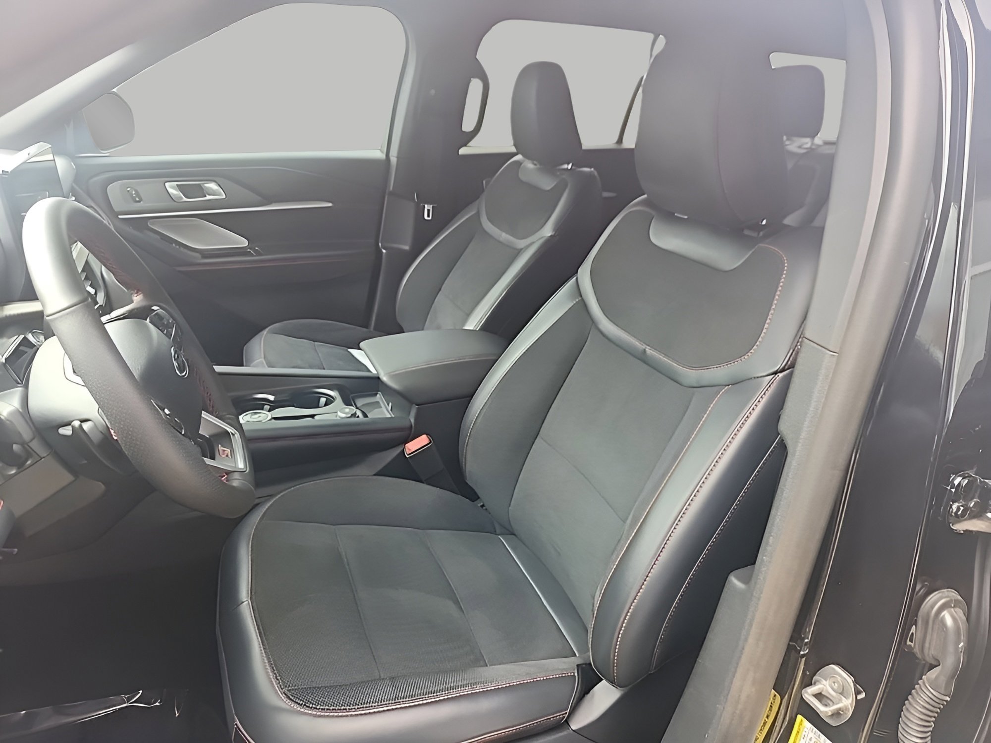 Certified 2026 Ford Explorer ST w/ Sun And Sound Package AWD/4WD image 14