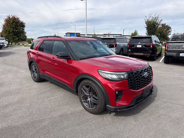 Certified 2025 Ford Explorer ST AWD/4WD image 1