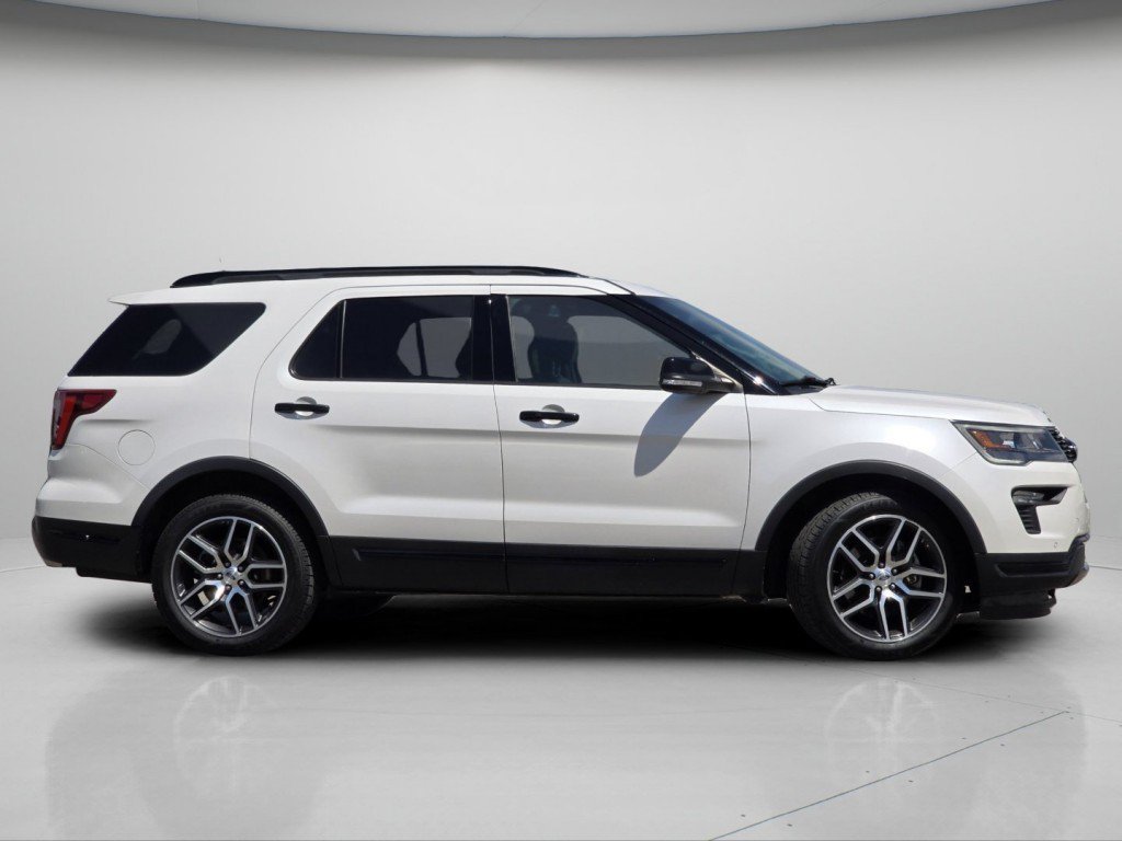 Certified 2018 Ford Explorer Sport w/ Ford Safe & Smart Package AWD/4WD image 21