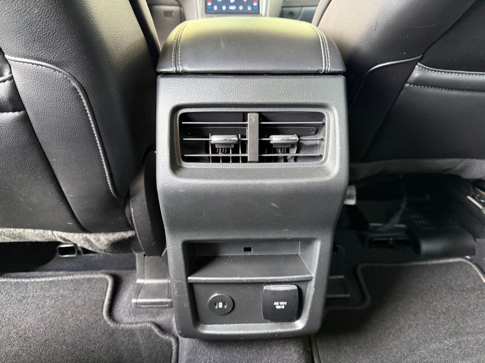 Certified 2024 Ford Edge Titanium image 25