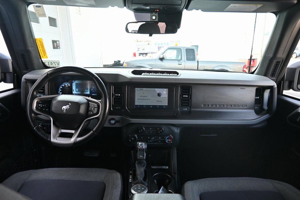 Certified 2022 Ford Bronco Big Bend w/ Sasquatch Package AWD/4WD image 25