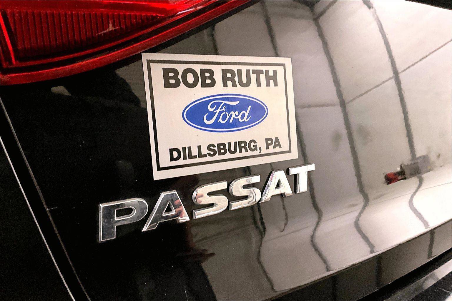 Used 2017 Volkswagen Passat 1.8T R-Line image 13