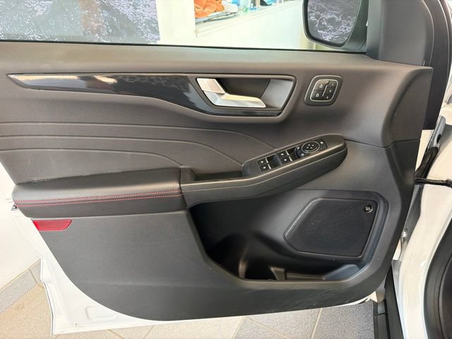 Certified 2023 Ford Escape ST-Line Select w/ Tech Pack #2 AWD/4WD image 17