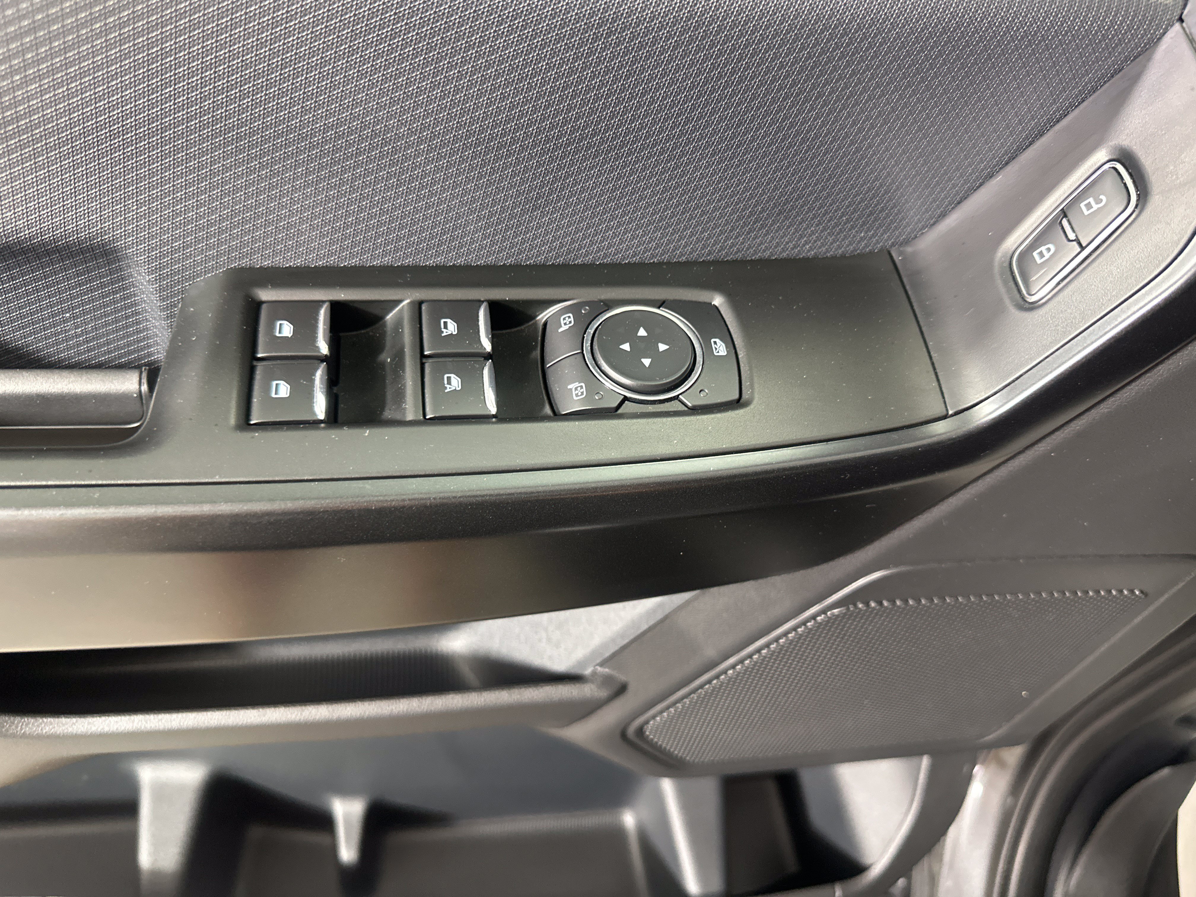 Certified 2022 Ford F150 XL w/ STX Appearance Package AWD/4WD image 11