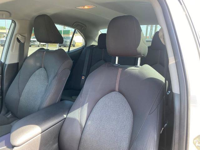 Used 2019 Toyota Camry LE FWD image 11