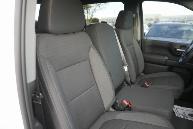 Used 2023 Chevrolet Silverado 2500 Custom w/ Custom Value Package image 19