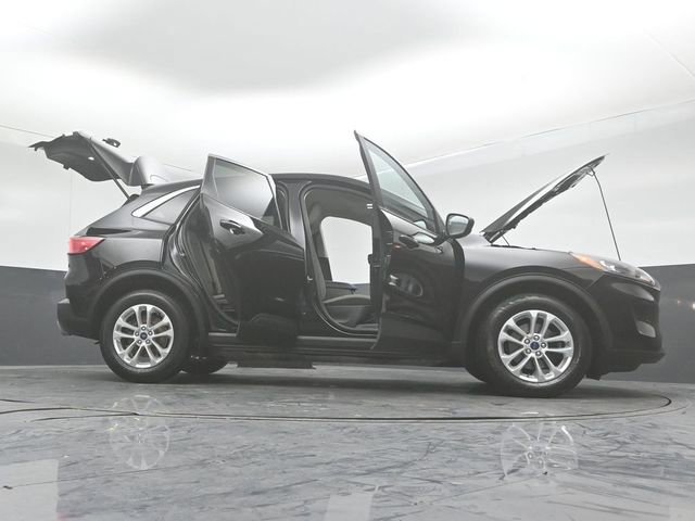Certified 2022 Ford Escape SE w/ Cold Weather Package image 47