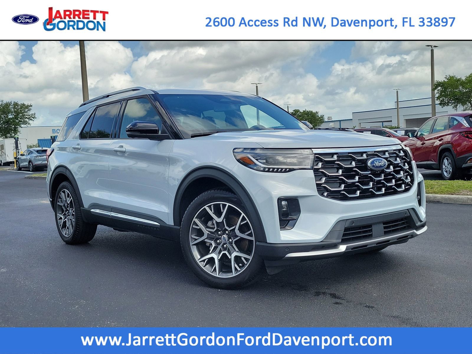 Certified 2025 Ford Explorer Platinum w/ Ultimate Package RWD image 1
