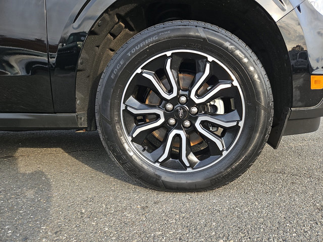 Certified 2022 Ford Maverick Lariat w/ Equipment Group 500A Standard image 13