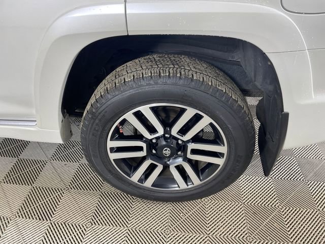 Used 2019 Toyota 4Runner Limited AWD/4WD image 28
