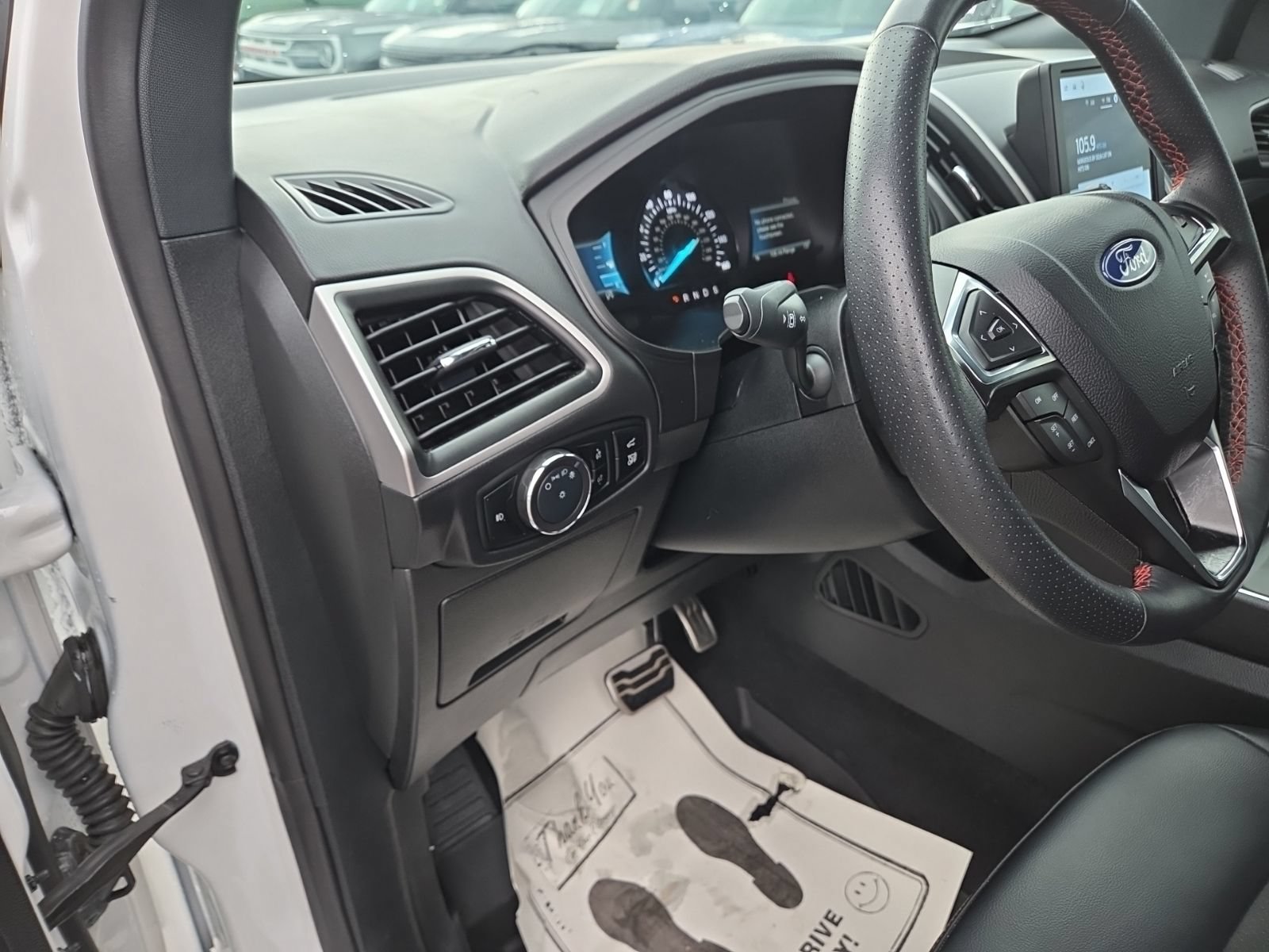 Certified 2024 Ford Edge ST-Line AWD/4WD image 25