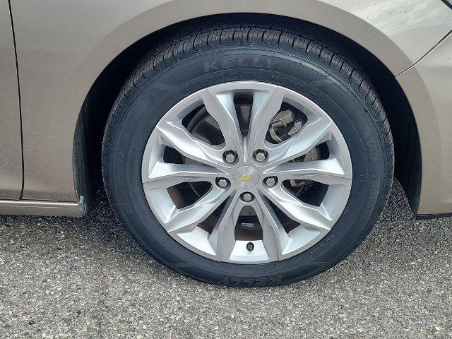 Used 2023 Chevrolet Malibu LT FWD image 7