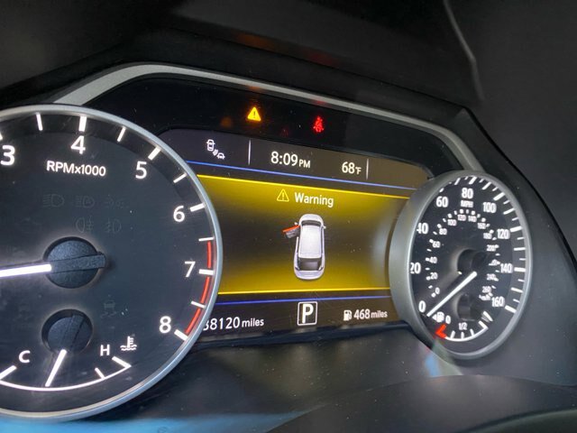 Used 2018 Nissan Murano SL w/ Midnight Edition Package FWD image 11