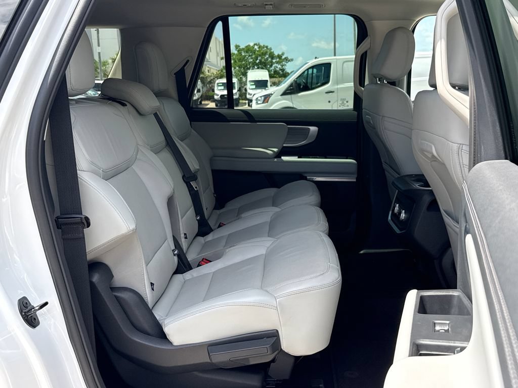 Certified 2025 Ford Expedition Max Platinum AWD/4WD image 33