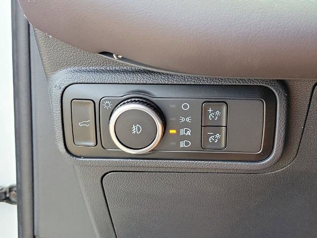 Certified 2025 Ford Explorer Platinum w/ Ultimate Package image 27