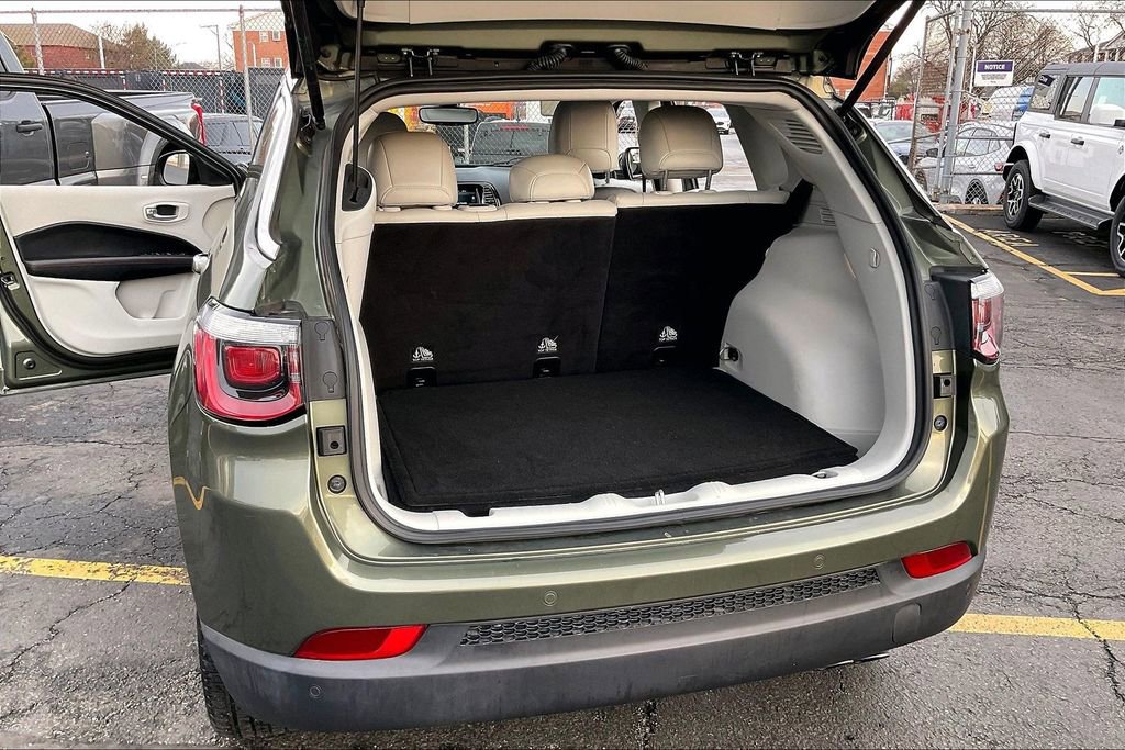 Used 2018 Jeep Compass Limited w/ Navigation Group image 25