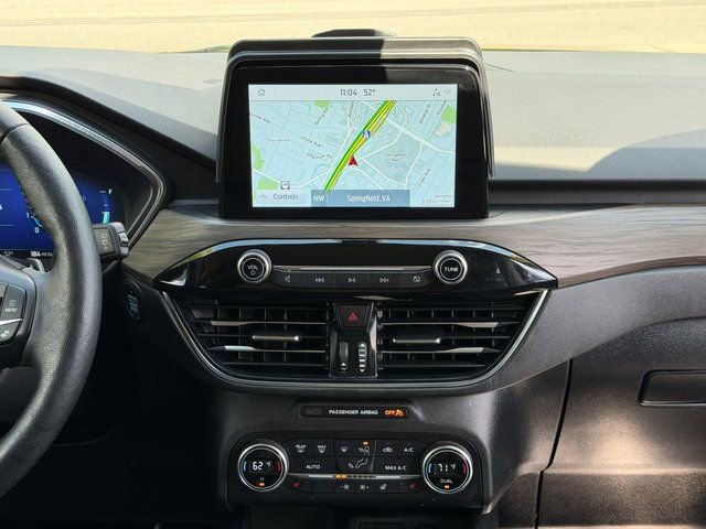 Certified 2020 Ford Escape Titanium AWD/4WD image 11