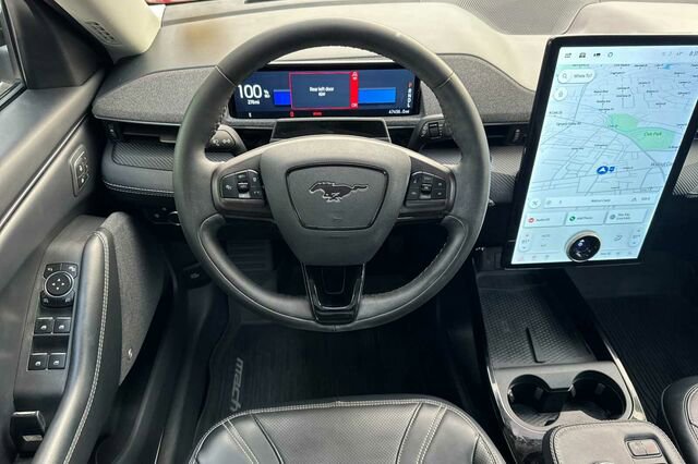Certified 2022 Ford Mustang Mach-E Premium image 11