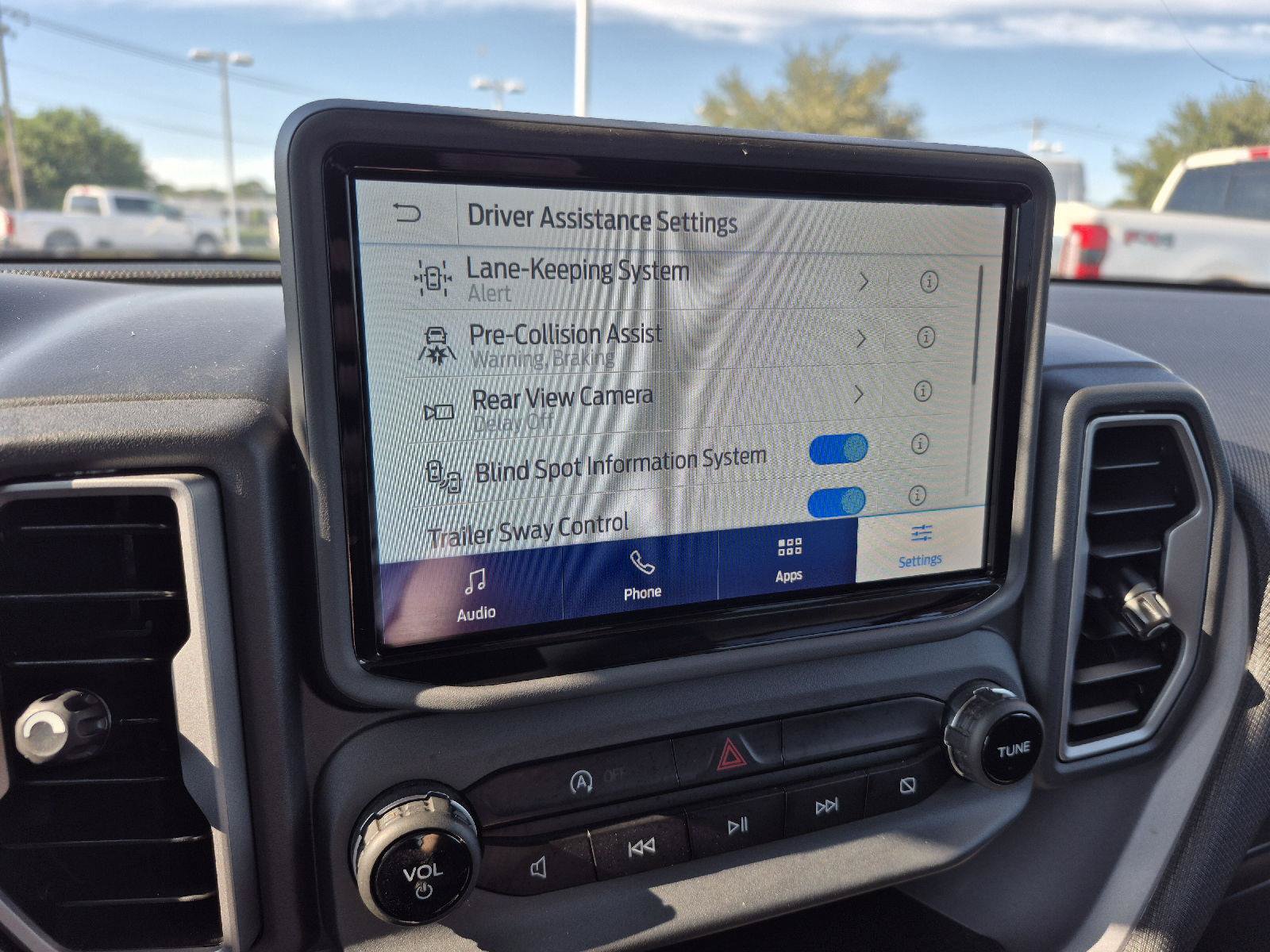 Certified 2022 Ford Bronco Sport Big Bend AWD/4WD image 3