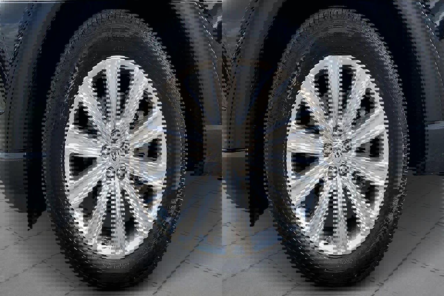 Certified 2021 Ford Explorer King Ranch image 13