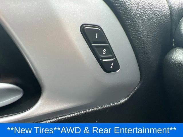 Used 2021 Chrysler Pacifica Touring-L w/ Uconnect Theater Family Group AWD/4WD image 14