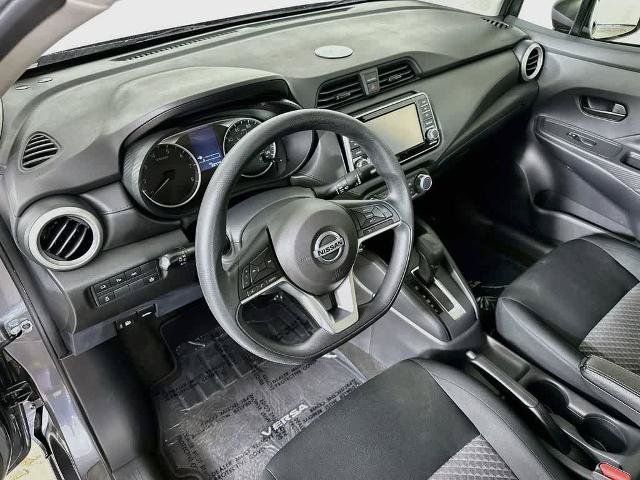 Used 2022 Nissan Versa S w/ Electronics Package FWD image 2