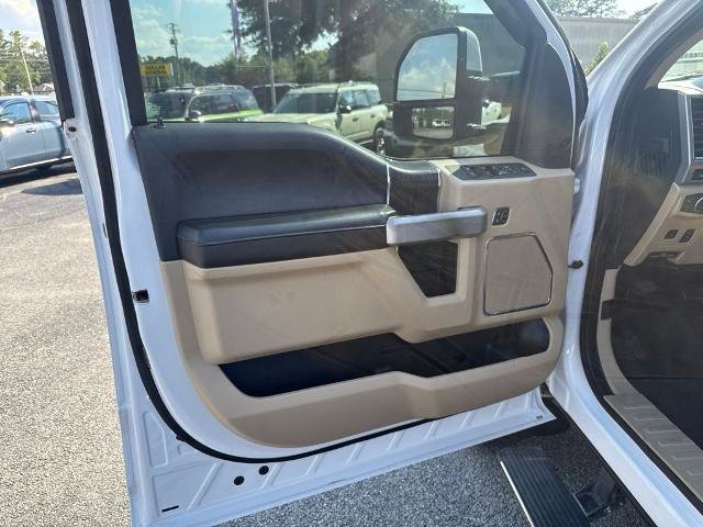 Certified 2020 Ford F250 Lariat w/ Lariat Ultimate Package AWD/4WD image 28