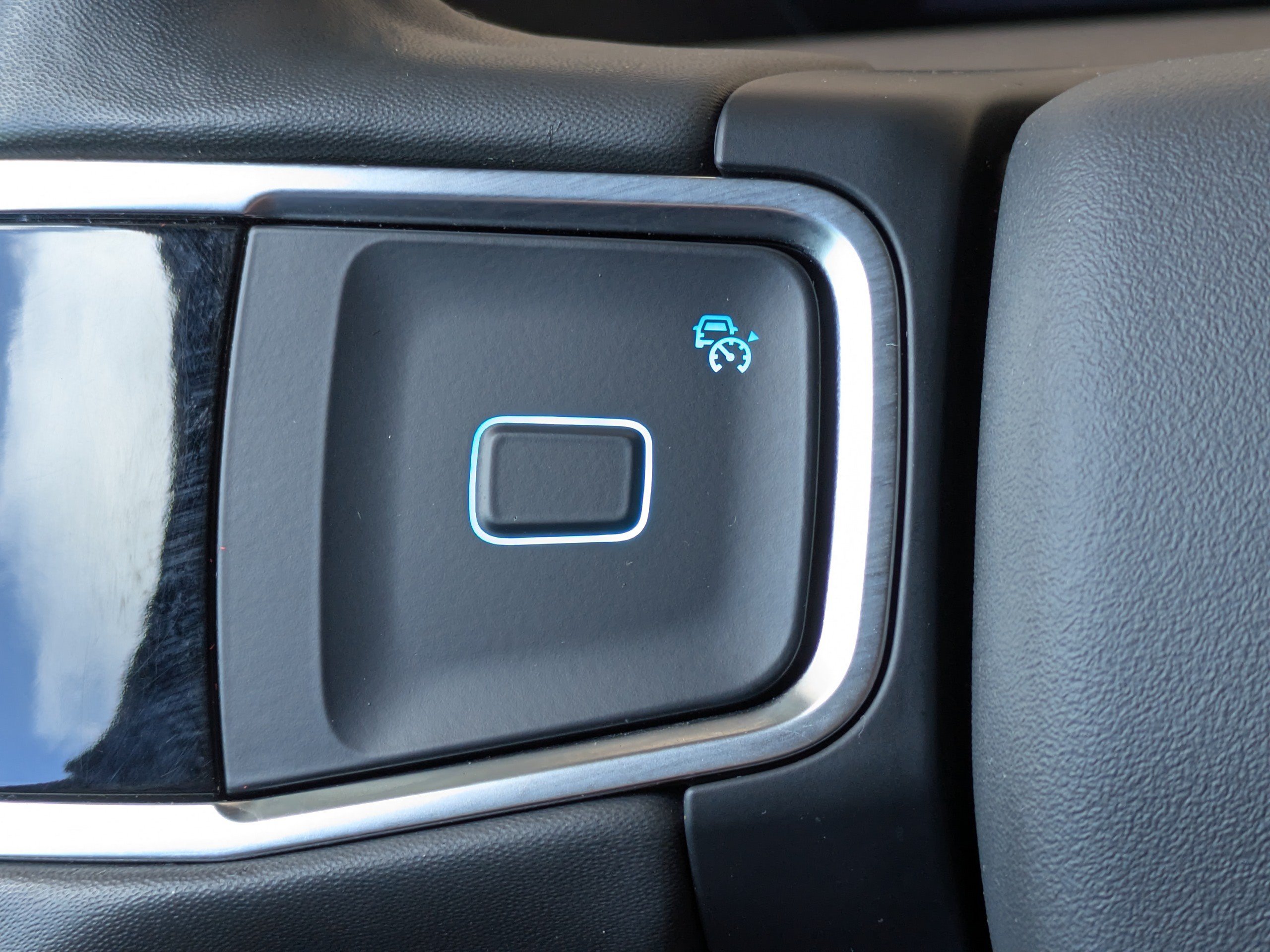 Certified 2025 Ford Expedition Active AWD/4WD image 27