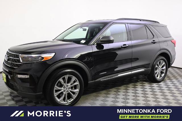 Certified 2023 Ford Explorer XLT w/ Equipment Group 202A AWD/4WD image 2