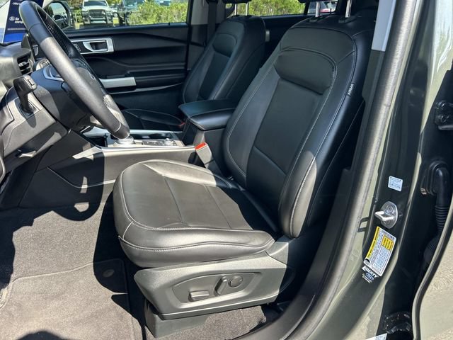Certified 2024 Ford Explorer XLT w/ Equipment Group 202A AWD/4WD image 34
