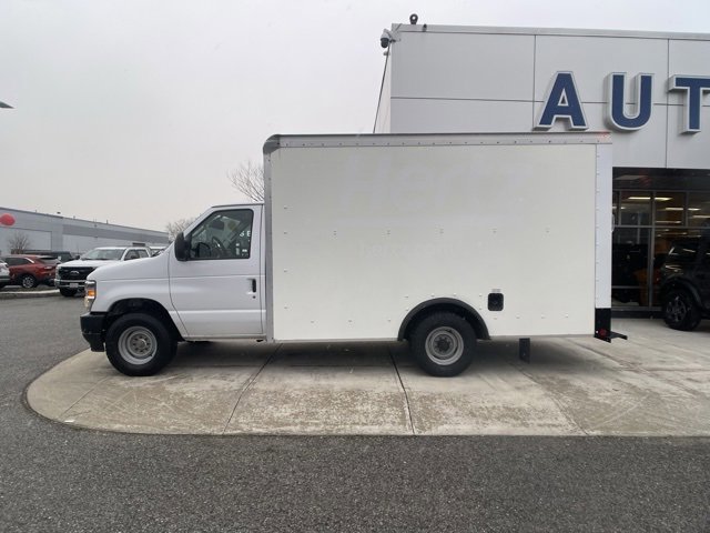 Certified 2022 Ford E-350 and Econoline 350 Super Duty image 2