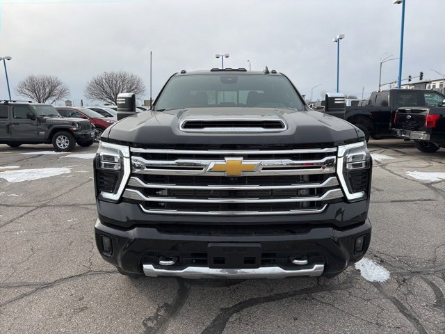Used 2025 Chevrolet Silverado 3500 High Country w/ High Country Premium Package image 9