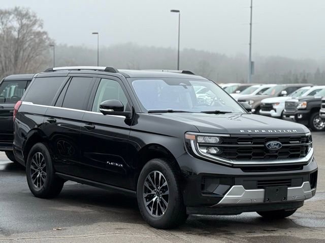Certified 2025 Ford Expedition Platinum image 11