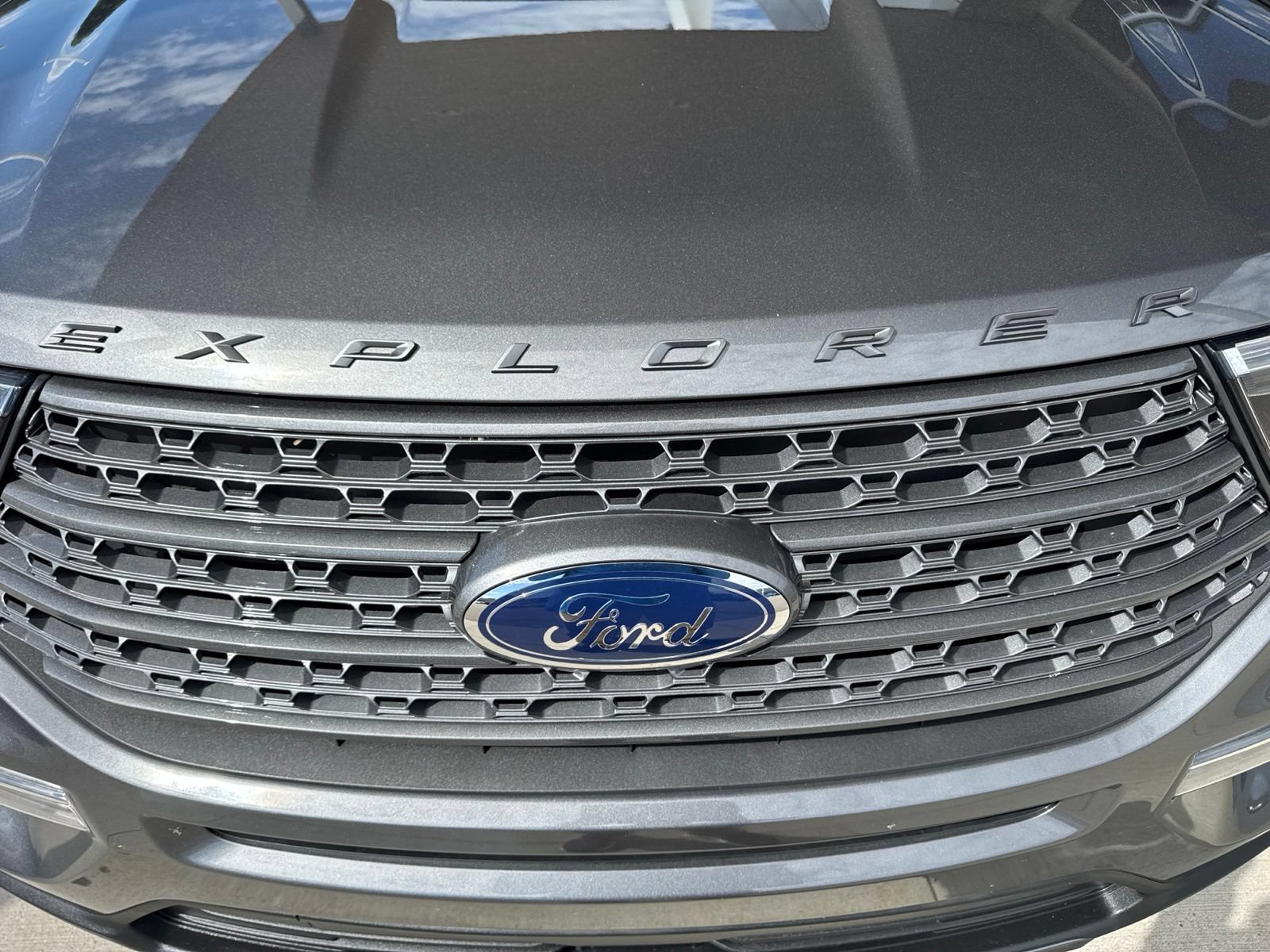 Certified 2023 Ford Explorer XLT w/ Equipment Group 202A AWD/4WD image 13