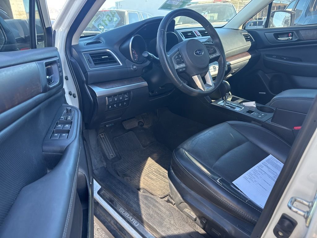 Used 2017 Subaru Outback 2.5i Limited image 6