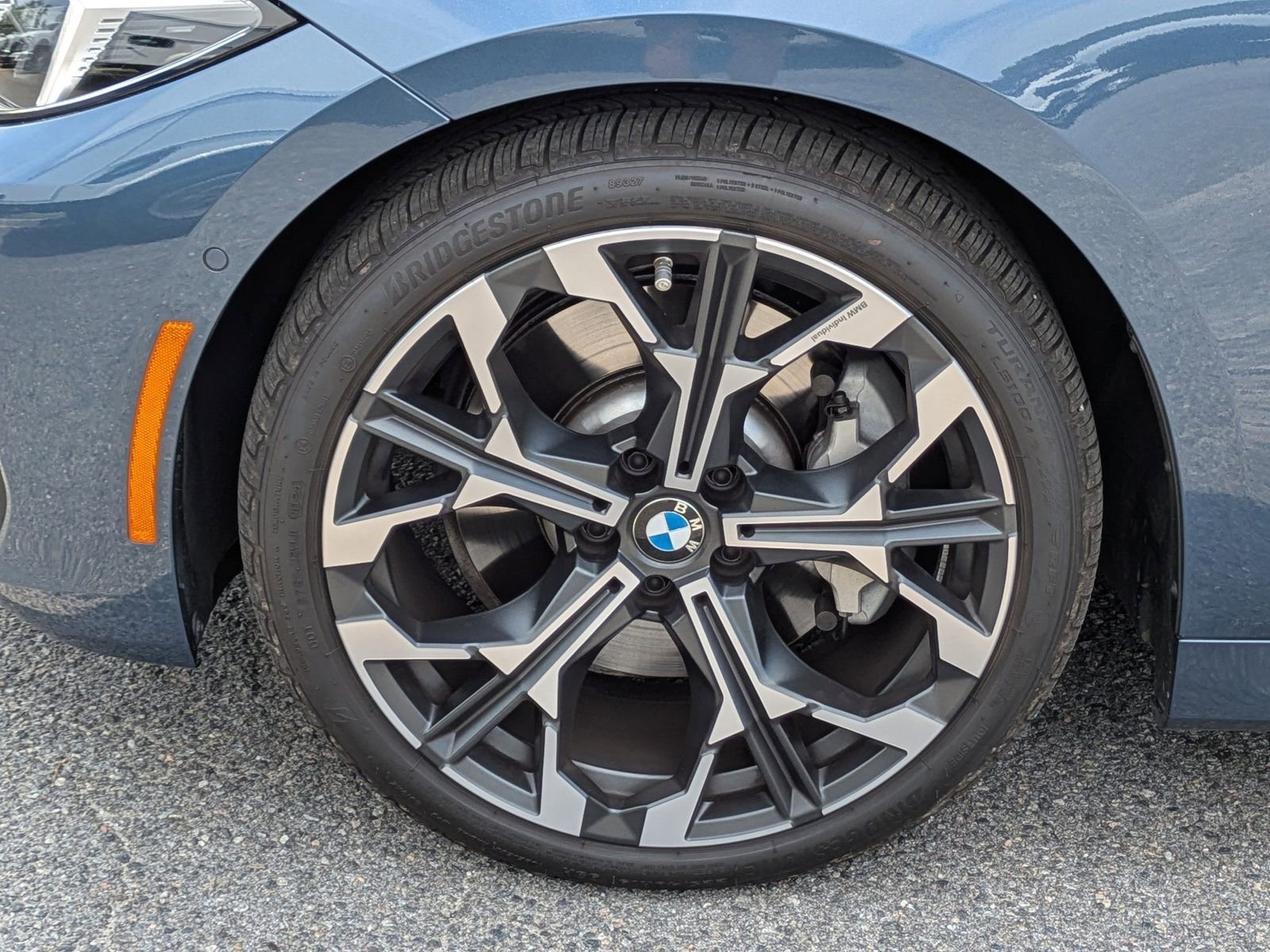 Used 2025 BMW 430i Convertible w/ Premium Package RWD image 5