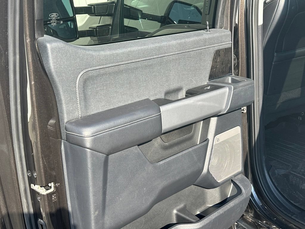 Certified 2024 Ford F250 Lariat w/ Sport Appearance Package AWD/4WD image 17