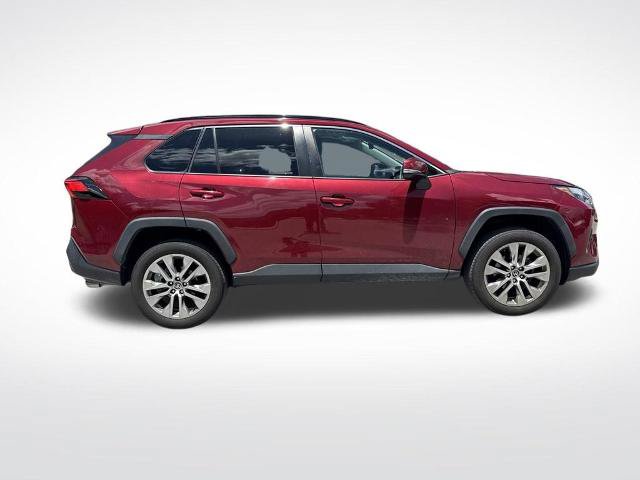 Used 2023 Toyota RAV4 XLE Premium FWD image 4