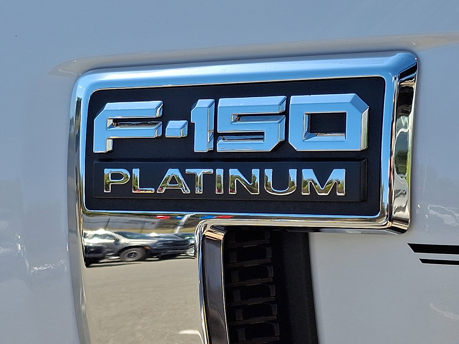 Certified 2023 Ford F150 Platinum w/ Equipment Group 701A High image 31
