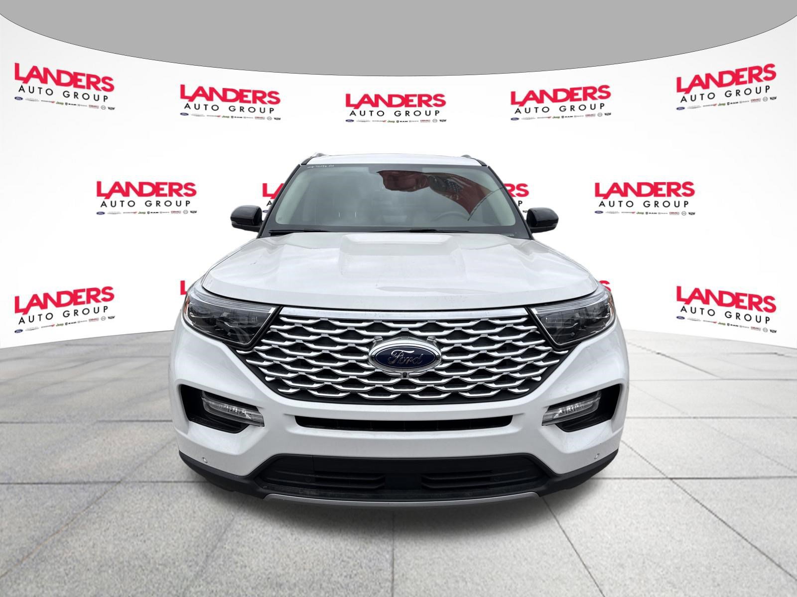 Certified 2022 Ford Explorer Platinum w/ Equipment Group 601A image 8