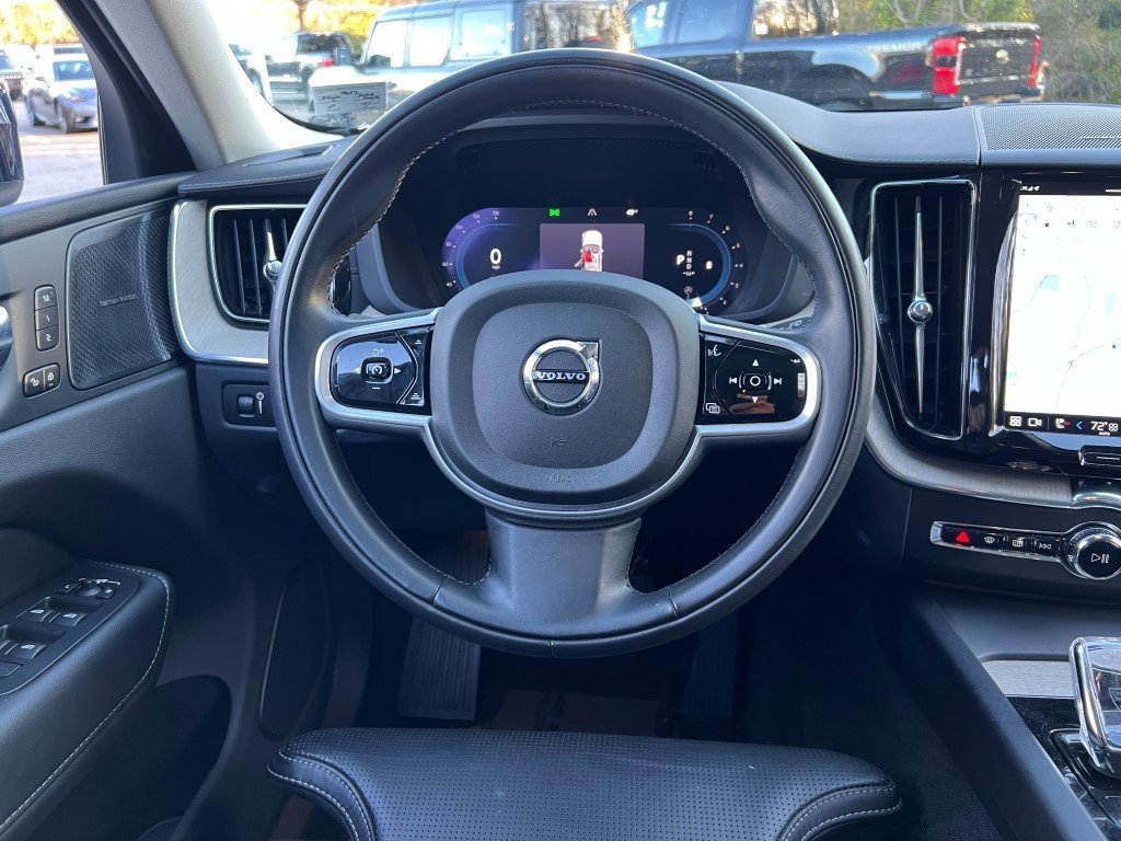 Used 2022 Volvo XC60 B6 Inscription w/ Advanced Package image 31