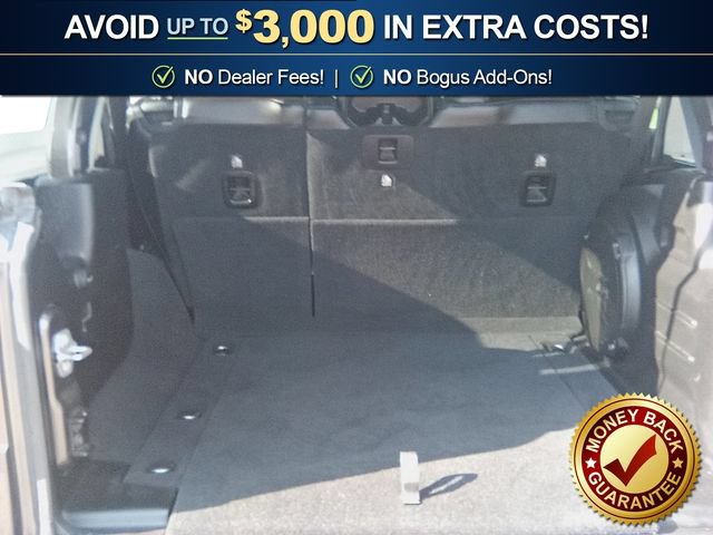 Used 2018 Jeep Wrangler Unlimited Sahara AWD/4WD image 24