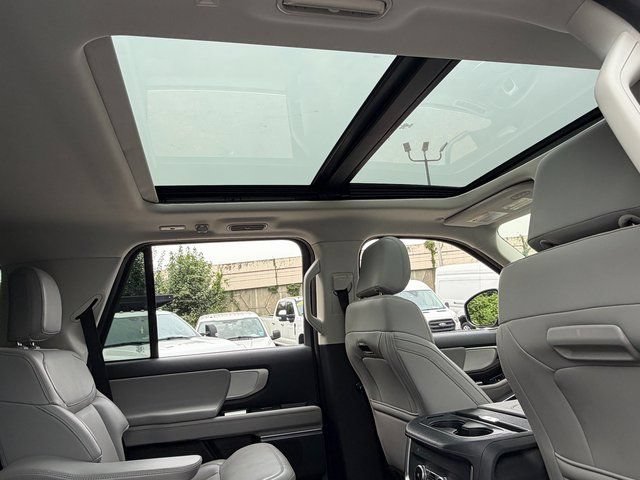 Certified 2025 Ford Expedition Active RWD image 11
