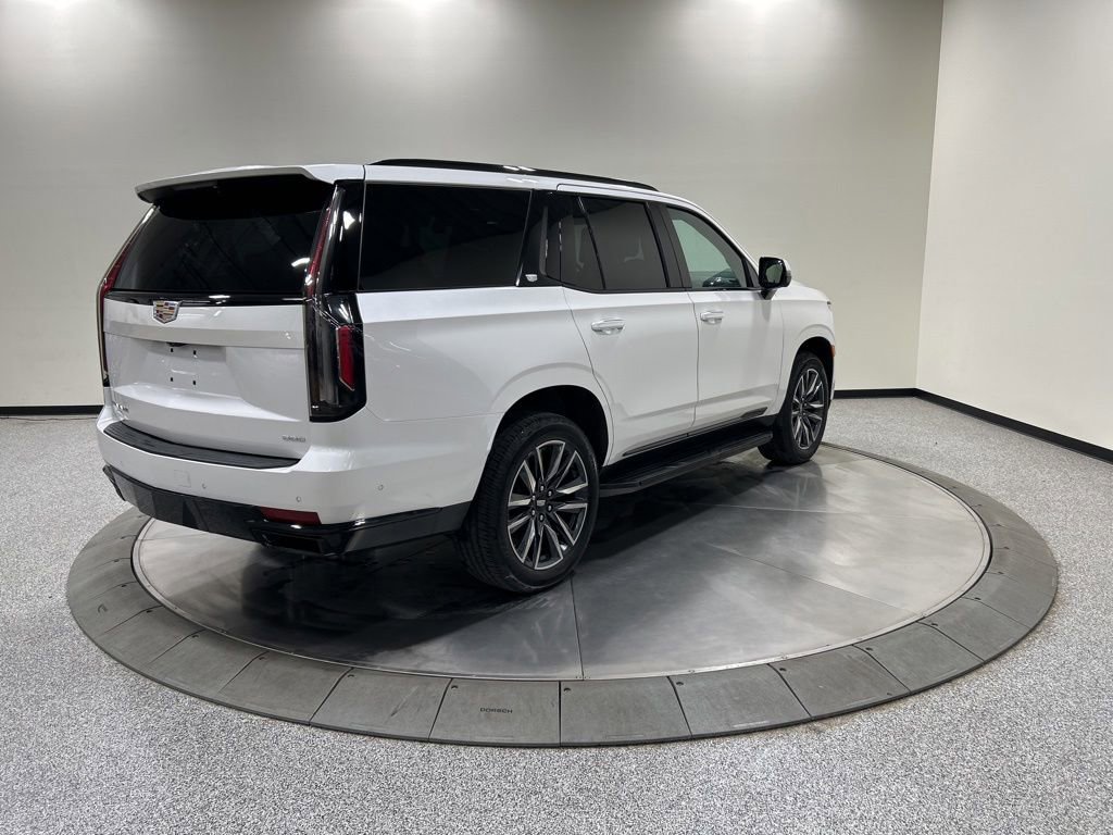 Used 2021 Cadillac Escalade Sport Platinum AWD/4WD image 7