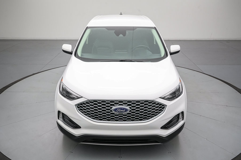 Certified 2023 Ford Edge SEL w/ Convenience Package AWD/4WD image 9