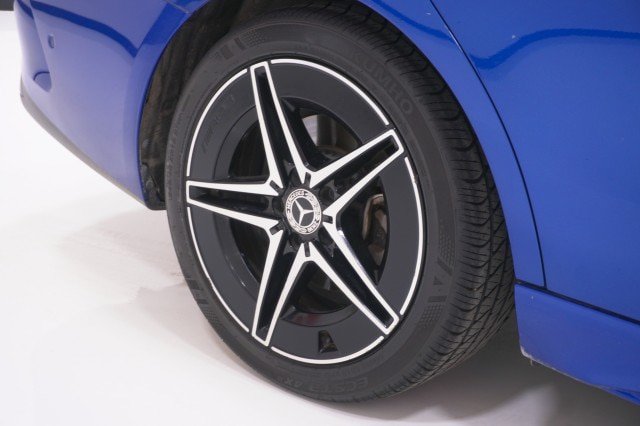 Used 2023 Mercedes-Benz C 300 Sedan image 6